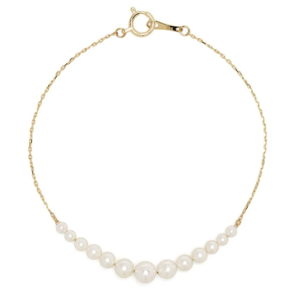 Elegant pearl bracelet