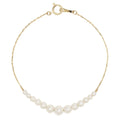 Elegant pearl bracelet